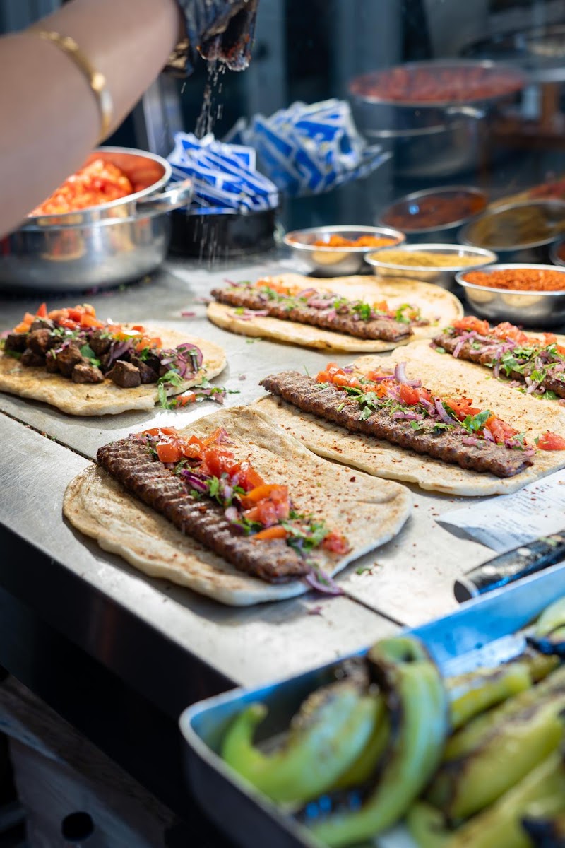 01 Adanalılar Kebapçı Mustafa Usta — fotoğraf 4