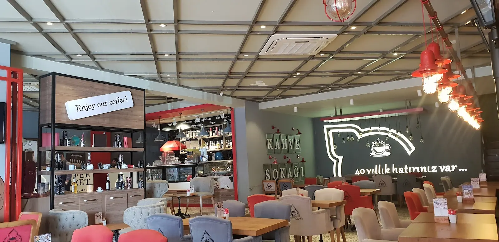 100. Yıl Kahve Sokağı Cafe & Restaurant — photo 6