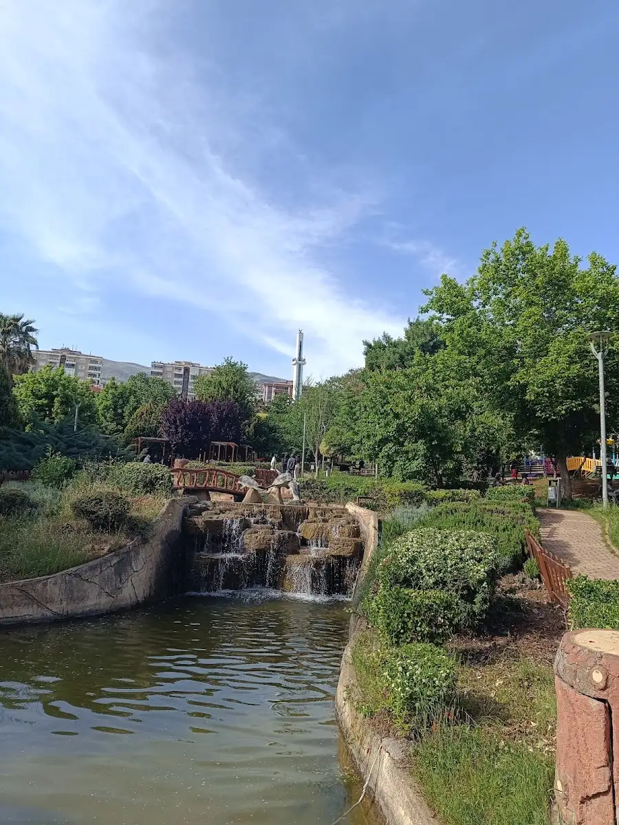 12 Şubat Kurtuluş Parkı — photo 2