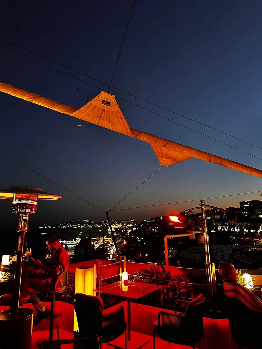 16 Roof Bar & Restaurant - Swissotel The Bosphorus — photo 2
