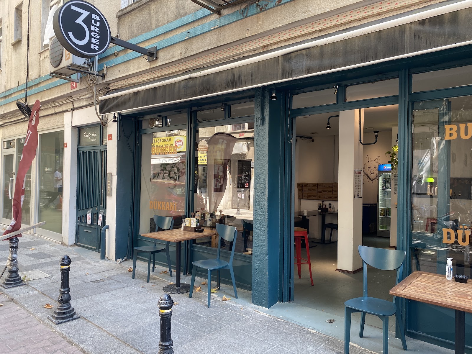 3 Burger Kadıköy — fotoğraf