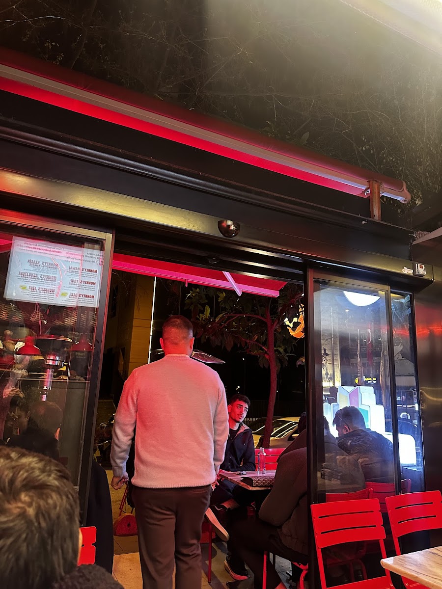 3 MONKEY’S BURGER — fotoğraf 2