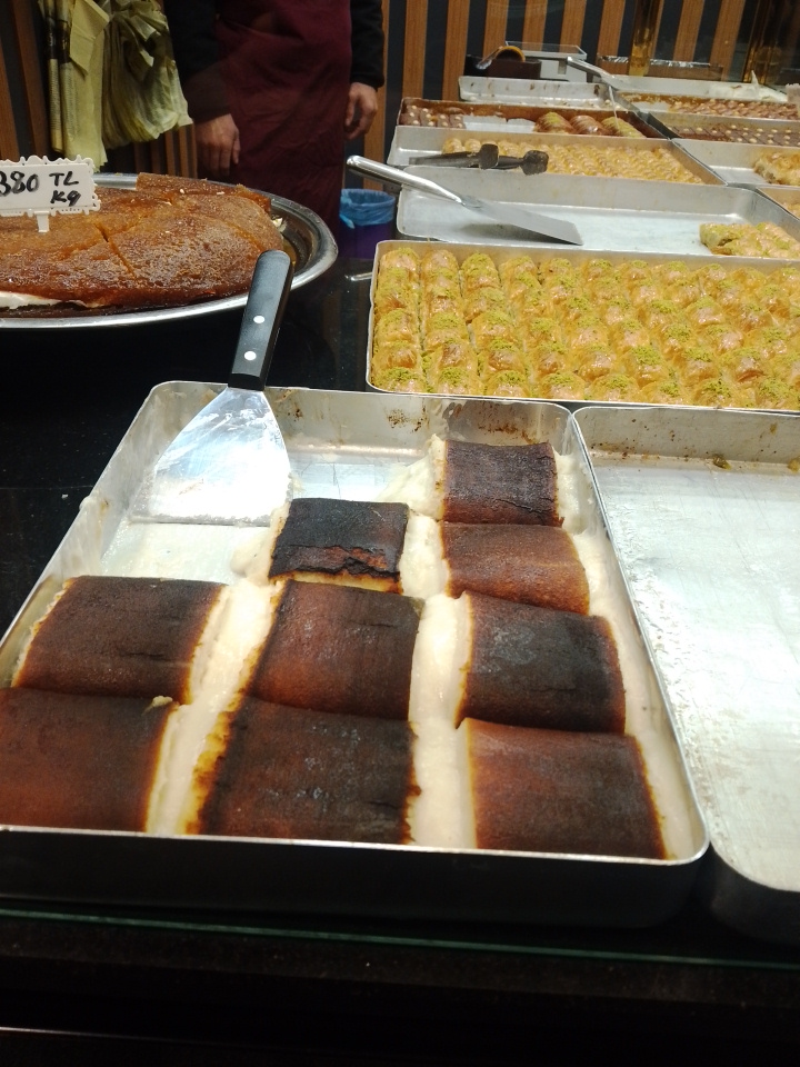 A' Saftat Anteplioglu Baklava Kadayif — photo 6