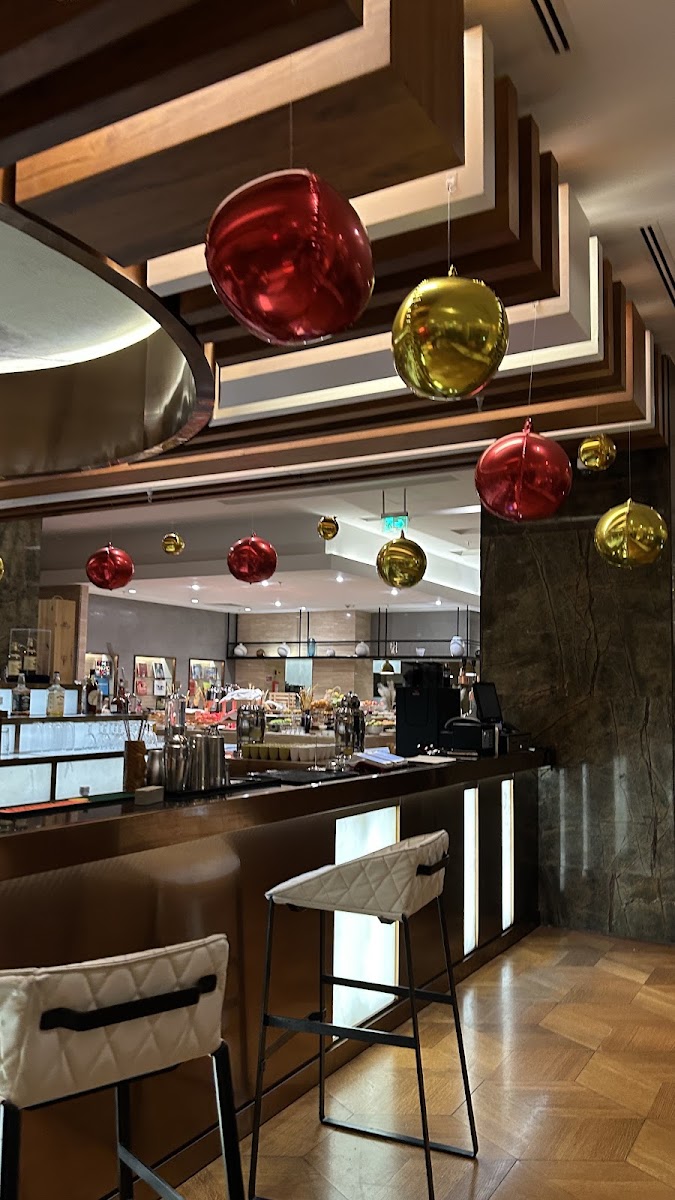 ABAKUZ Restaurant — photo 4