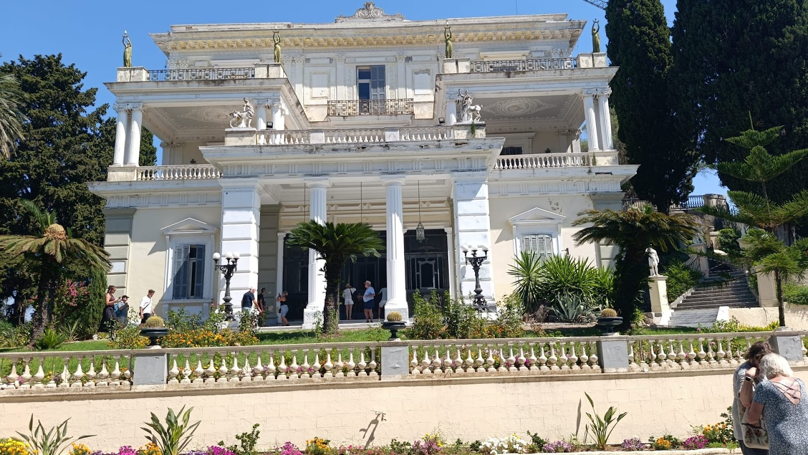Achilleion — photo 2