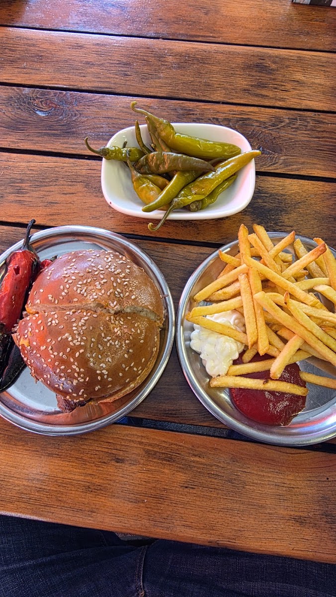 Ada Kuzu Döner — fotoğraf 2