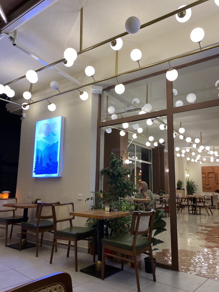 Adagan Kahve ve Çikolata — fotoğraf 1