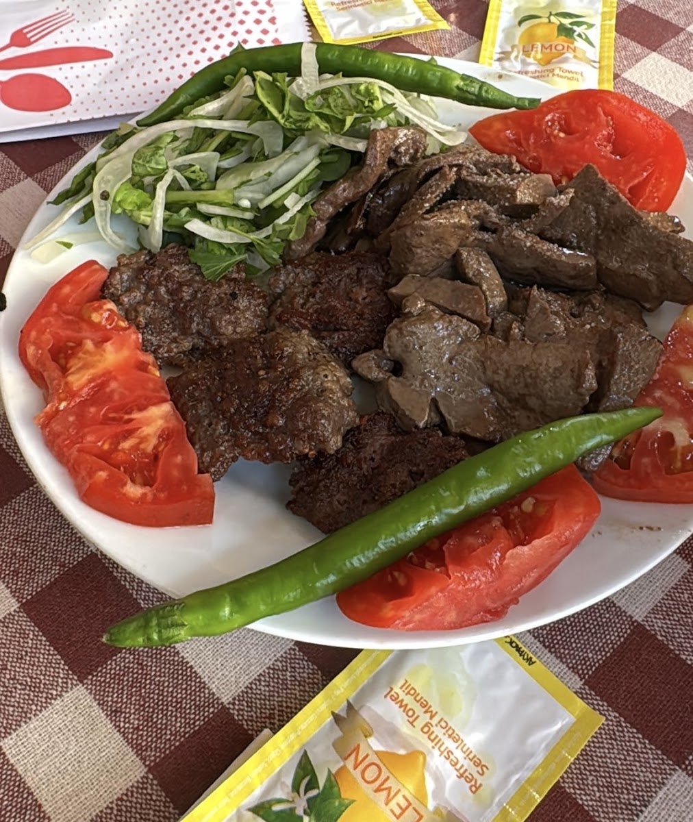 Adalılar Kebap Salonu — fotoğraf 5