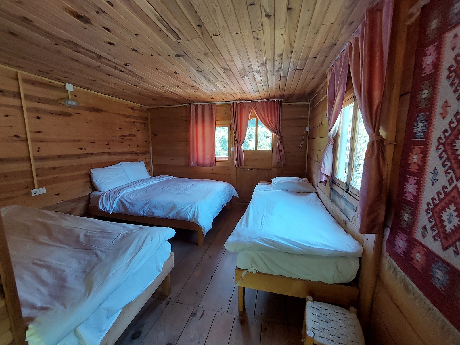 Adaş Dağ Evi & Restaurant — fotoğraf 2