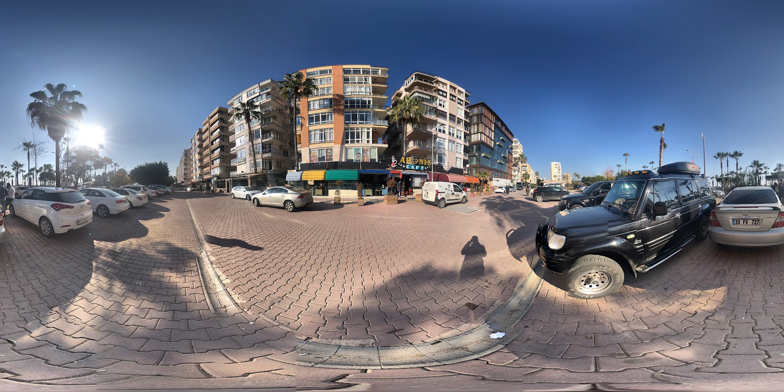 Adonis Cafe — fotoğraf 5