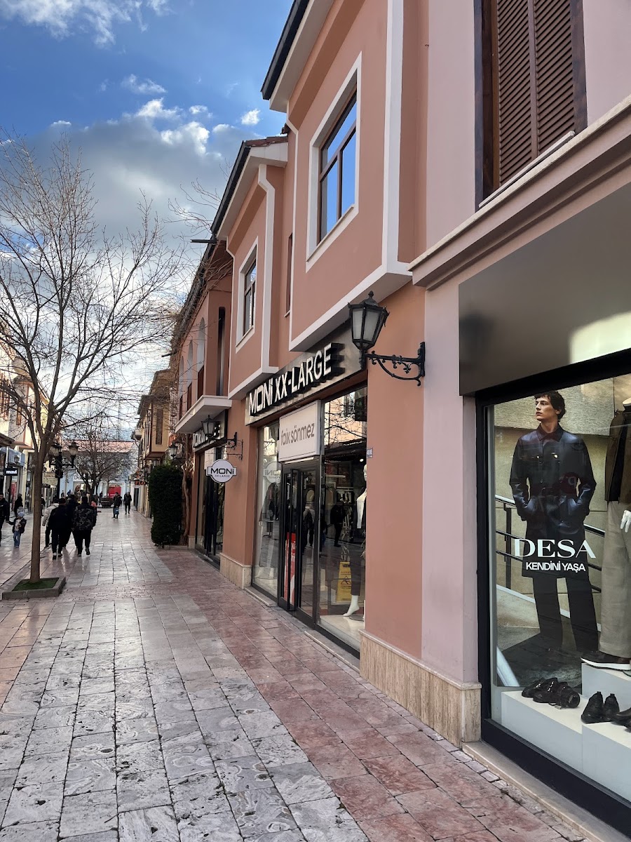 Afium Outlet ve Eğlence Merkezi — fotoğraf 5