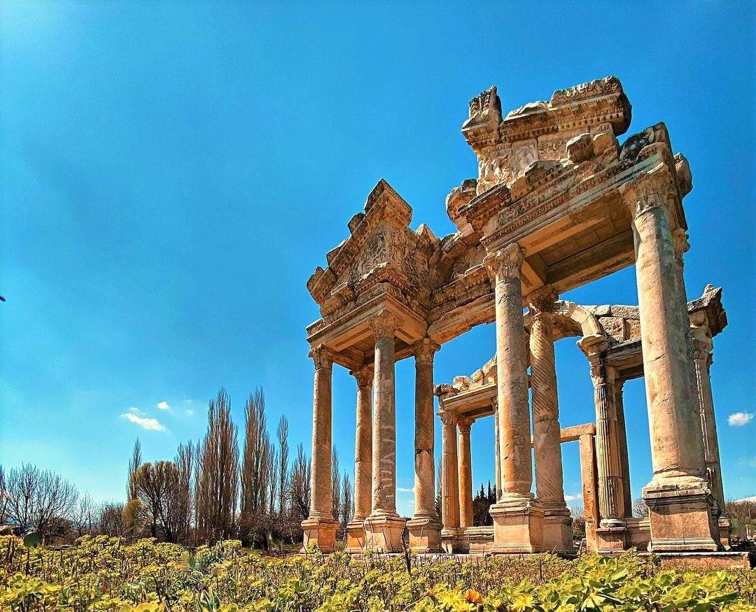 Afrodit Tapınağı — fotoğraf 1