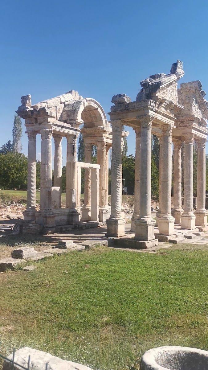 Afrodit Tapınağı — fotoğraf 3