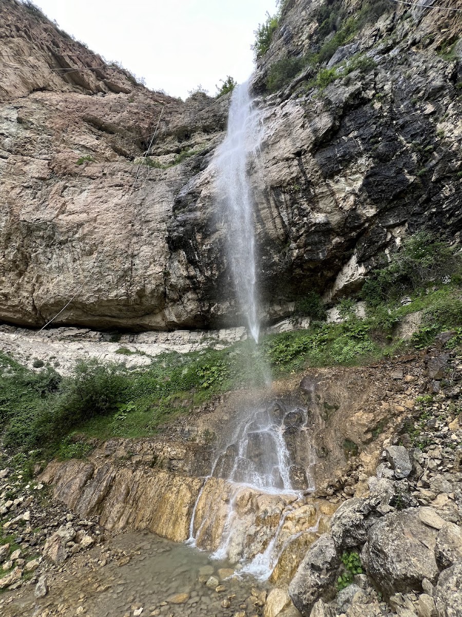 Afurja Waterfall — photo