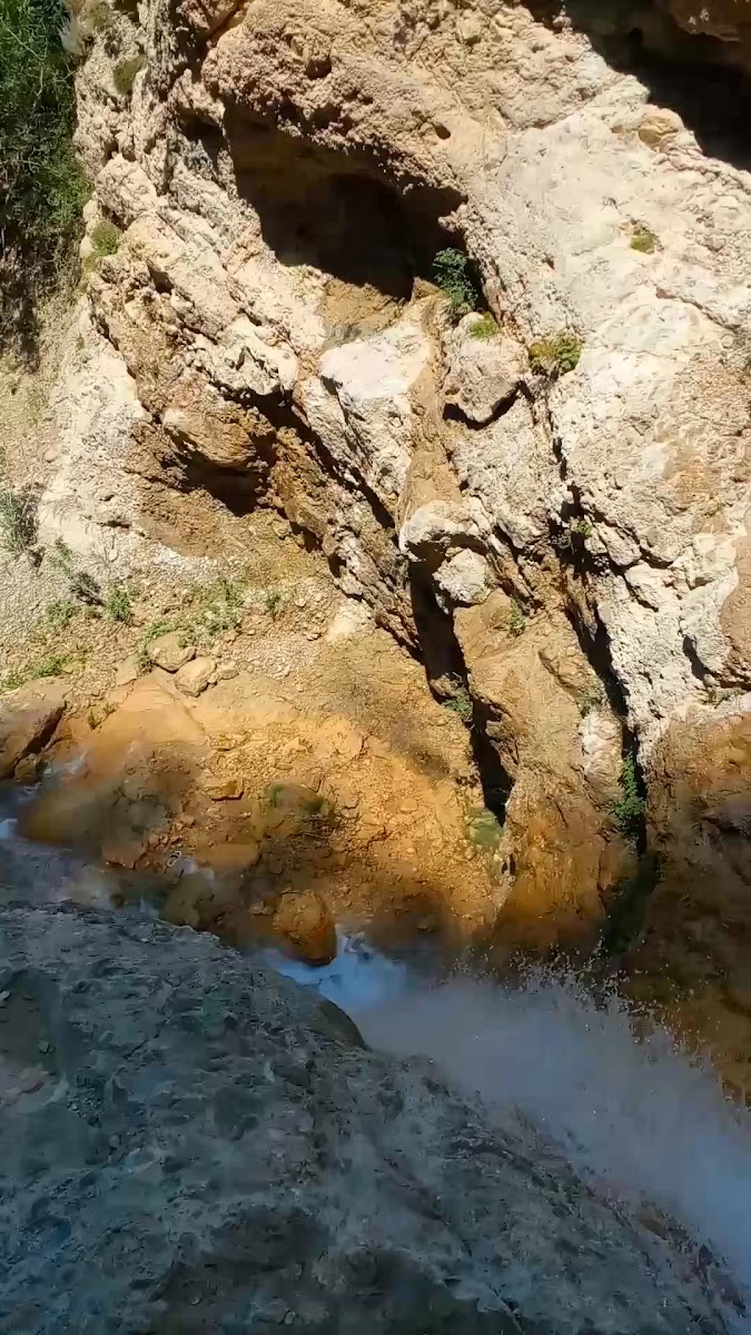 Afurja Waterfall — photo 2