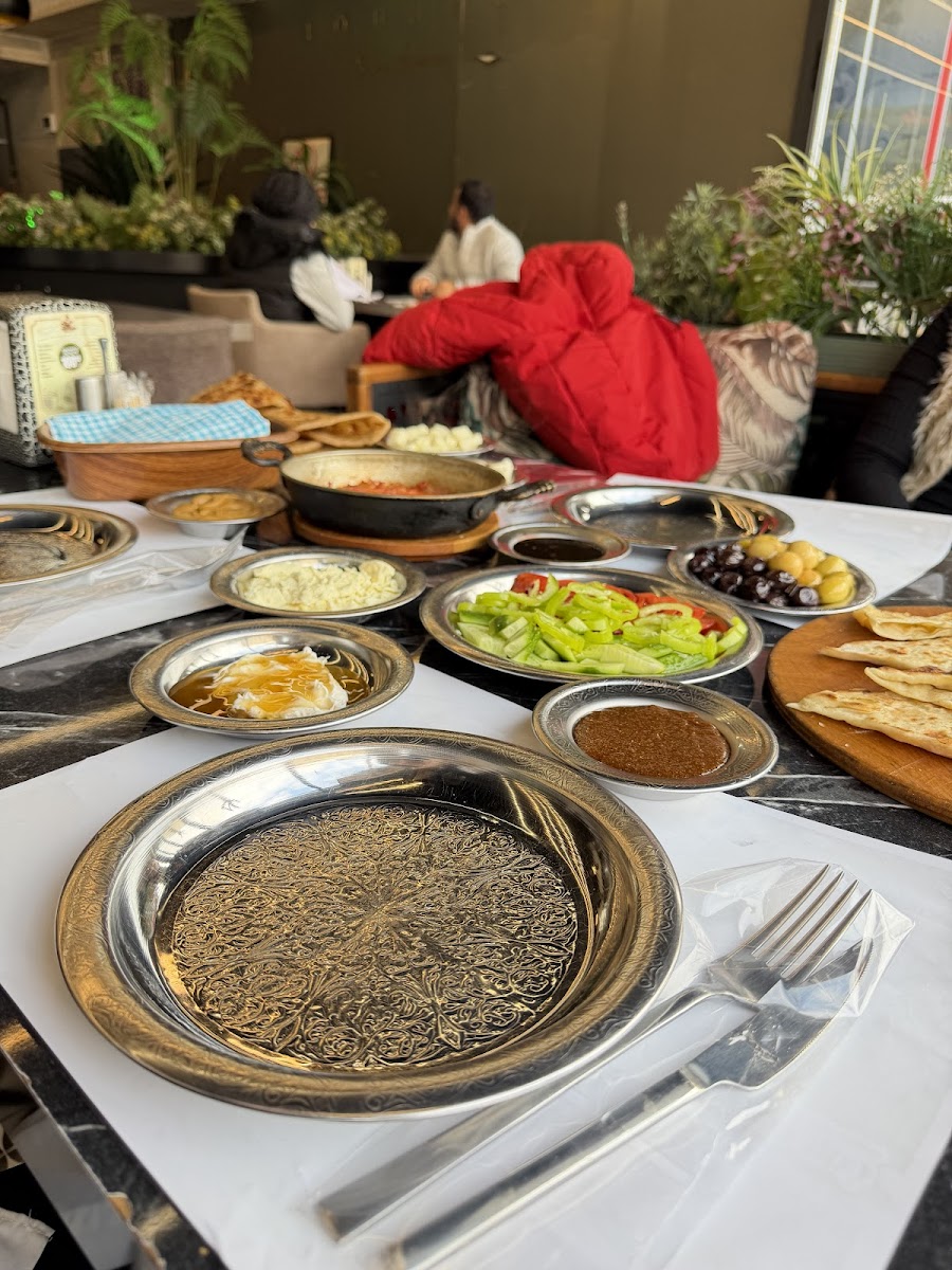 Afyon Yöresel Kahvaltı — fotoğraf 2