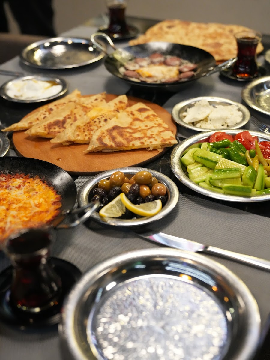 Afyon Yöresel Kahvaltı — fotoğraf 5