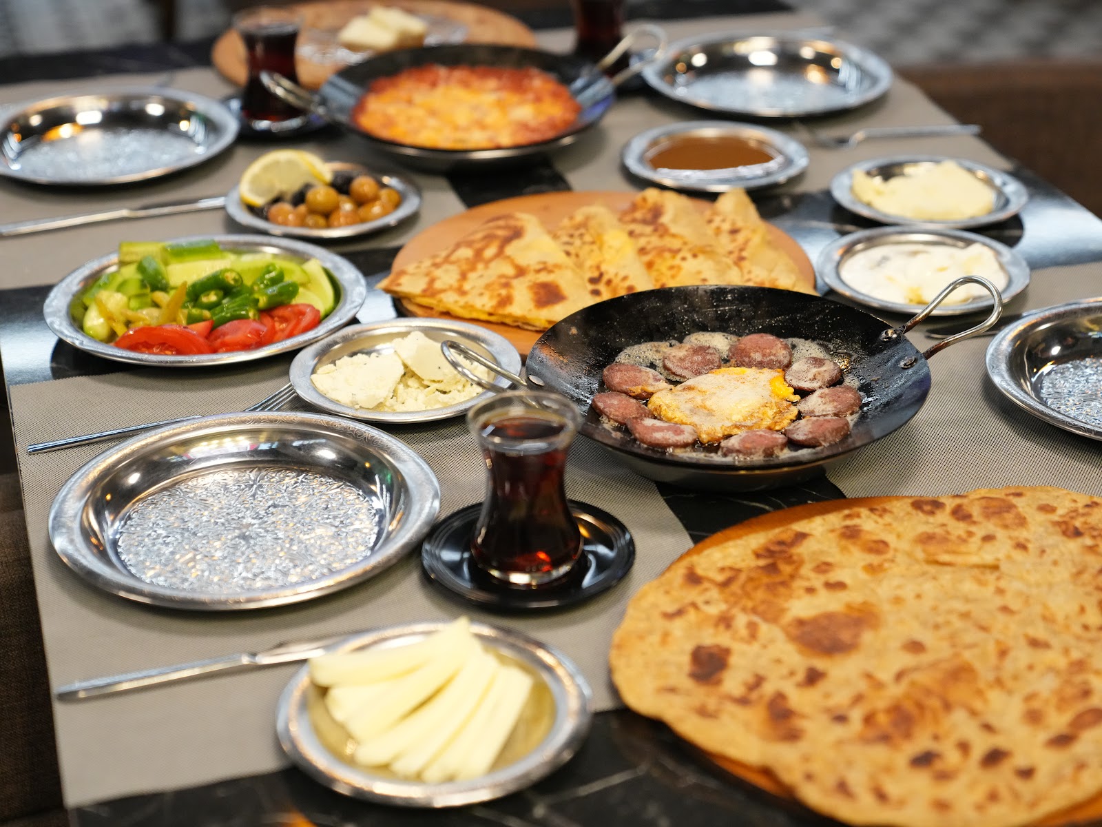 Afyon Yöresel Kahvaltı — fotoğraf 8