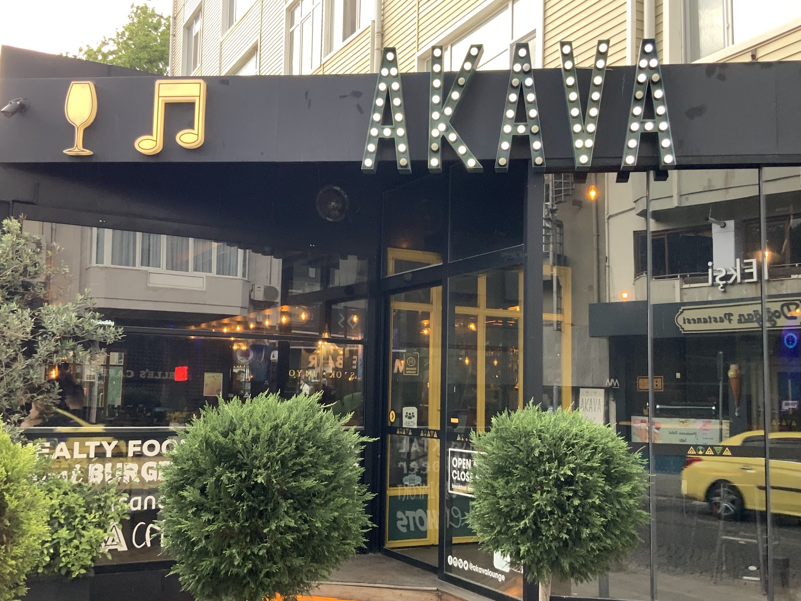 Akava Lounge Food & Drink — fotoğraf
