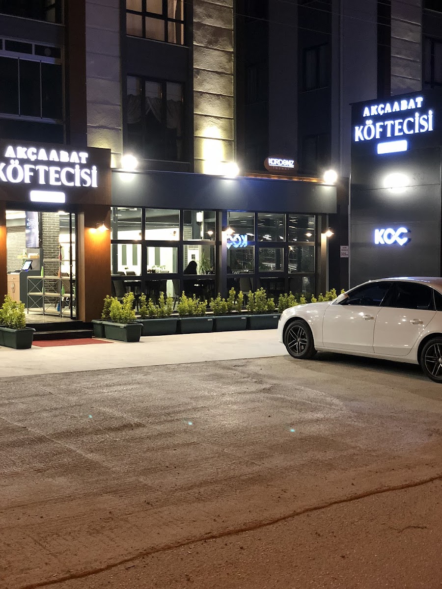 Akçaabat Köftecisi — fotoğraf