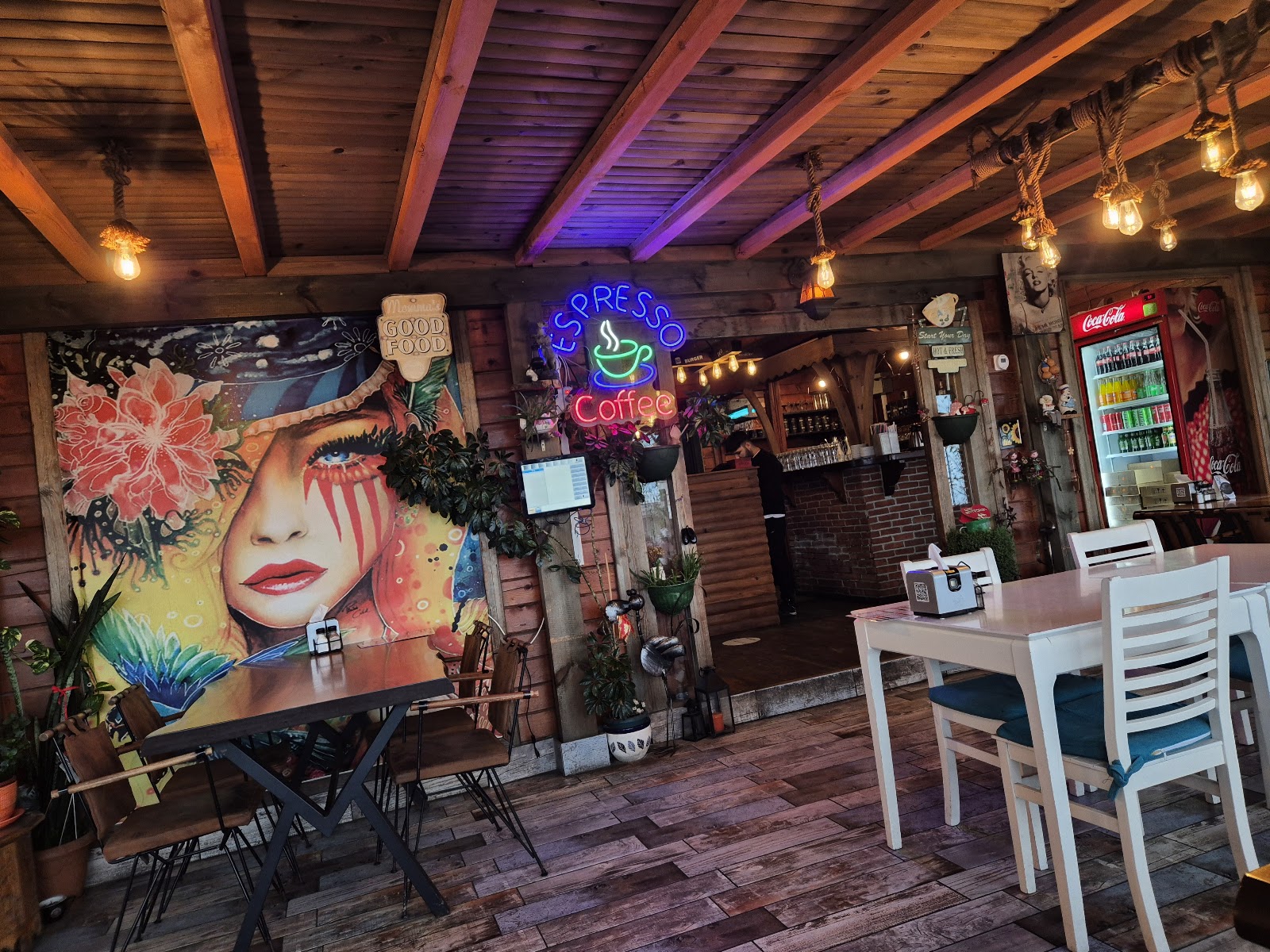 Akçay Cafe — fotoğraf 5