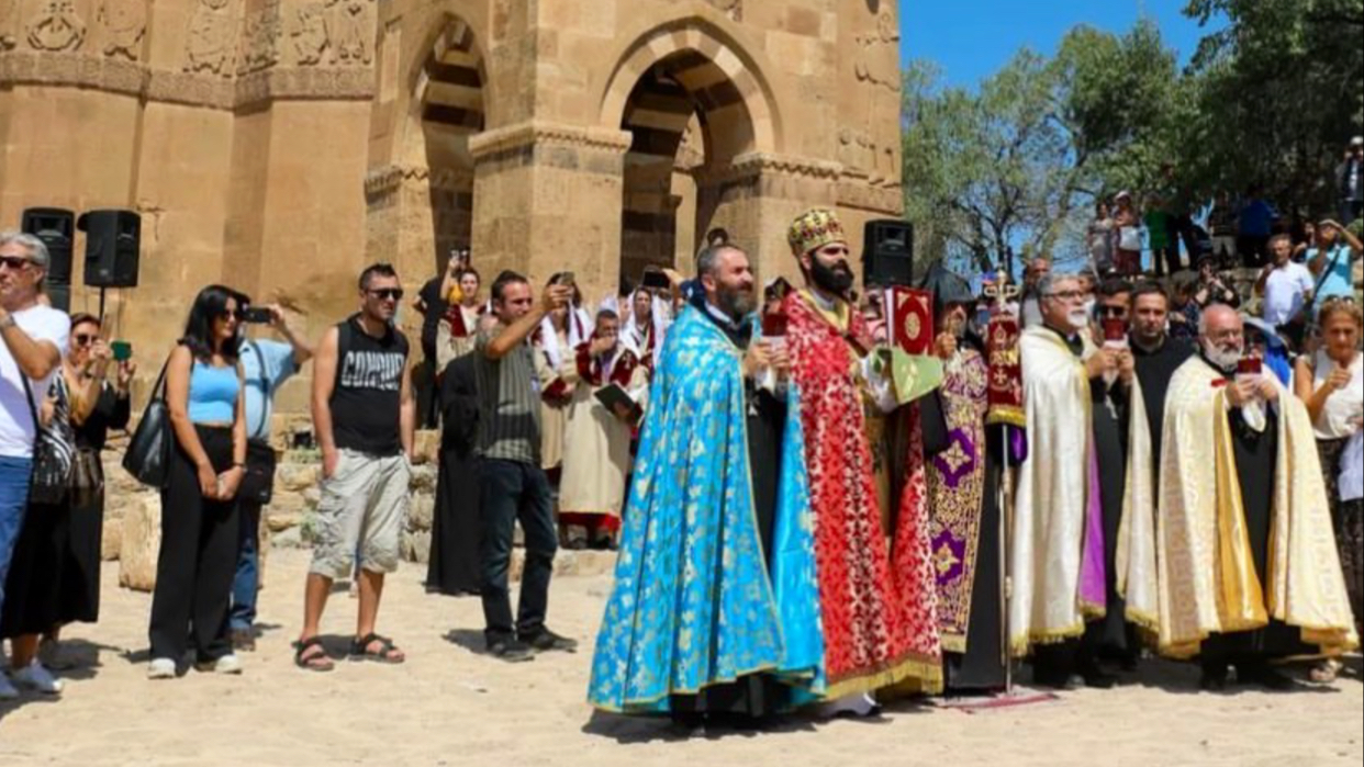 Akdamar Adası Kilisesi — fotoğraf 1