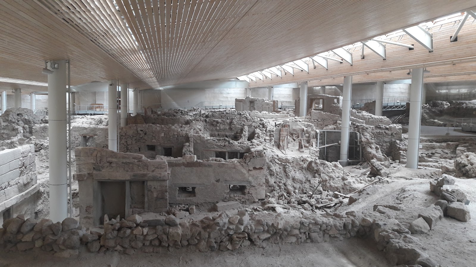 Akrotiri — photo