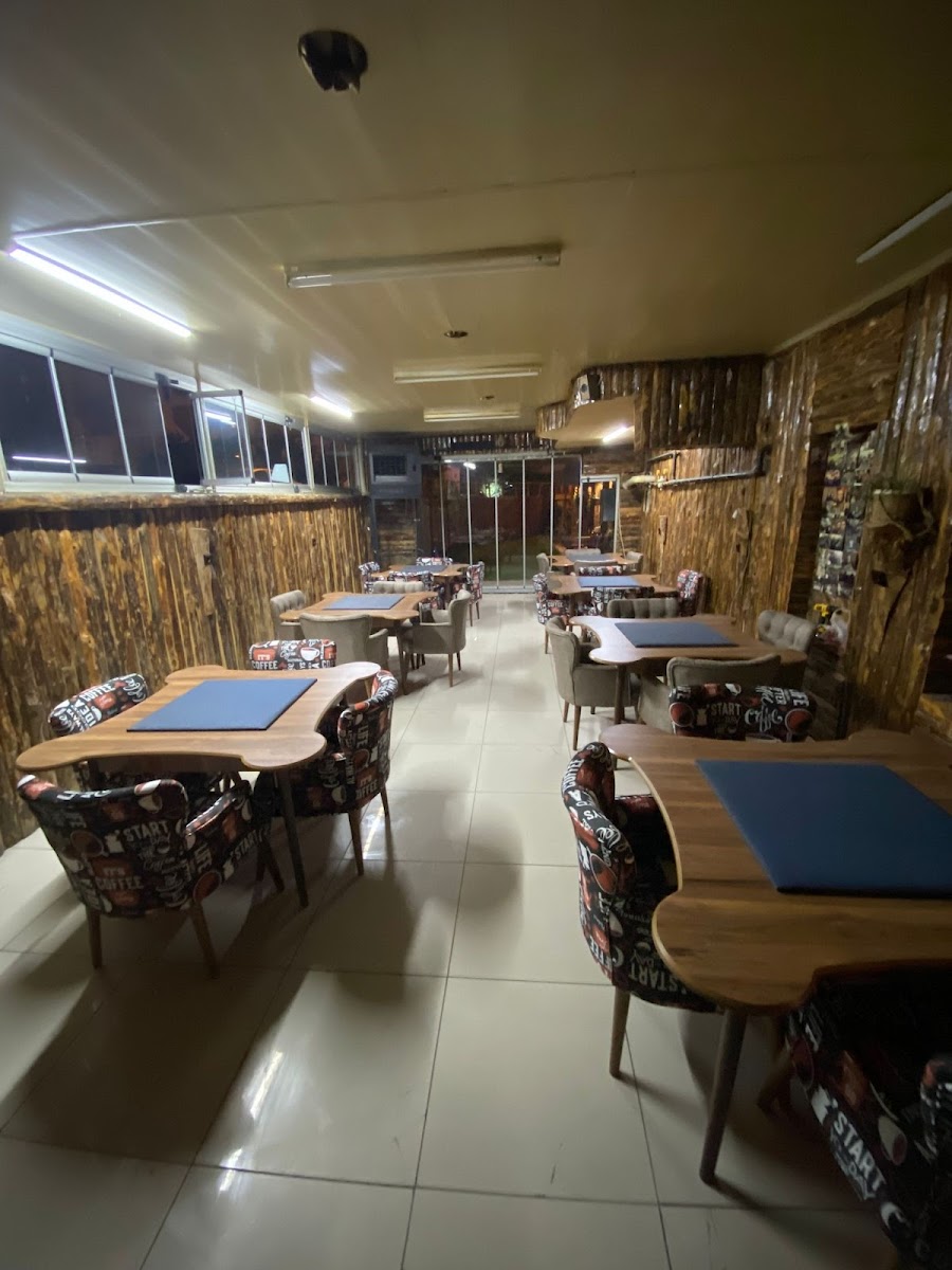 Akvaryum Kafe — fotoğraf 2