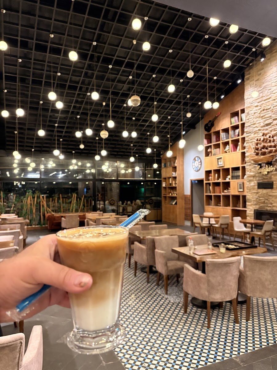 Alaaddin Cafe Kampüs — fotoğraf 2