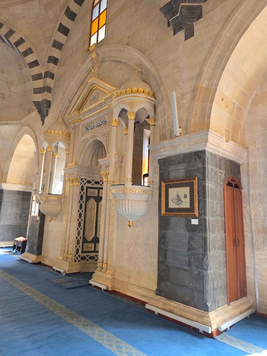 Alaüddevle Cami — photo 2