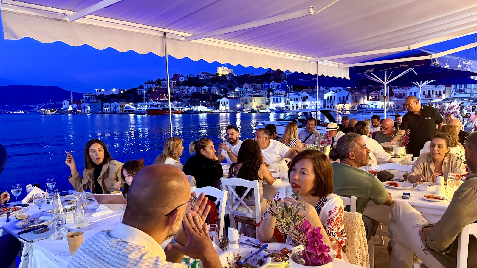 Alexandra's Restaurant — photo