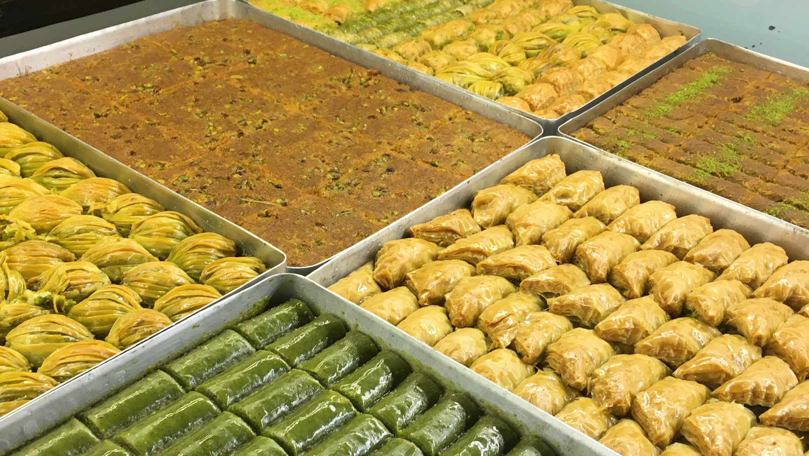 ALİ USTA BURMA KADAYIF & BAKLAVALARI — photo 4