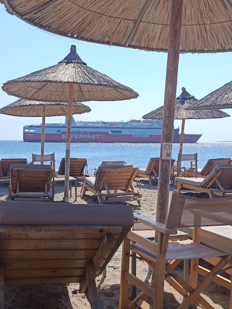 Alibaba Beach Bar — photo 3