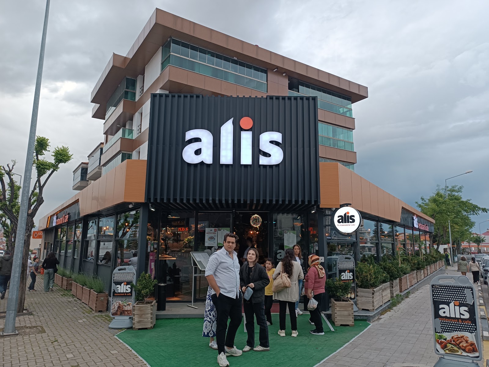 Alis Restaurant — fotoğraf