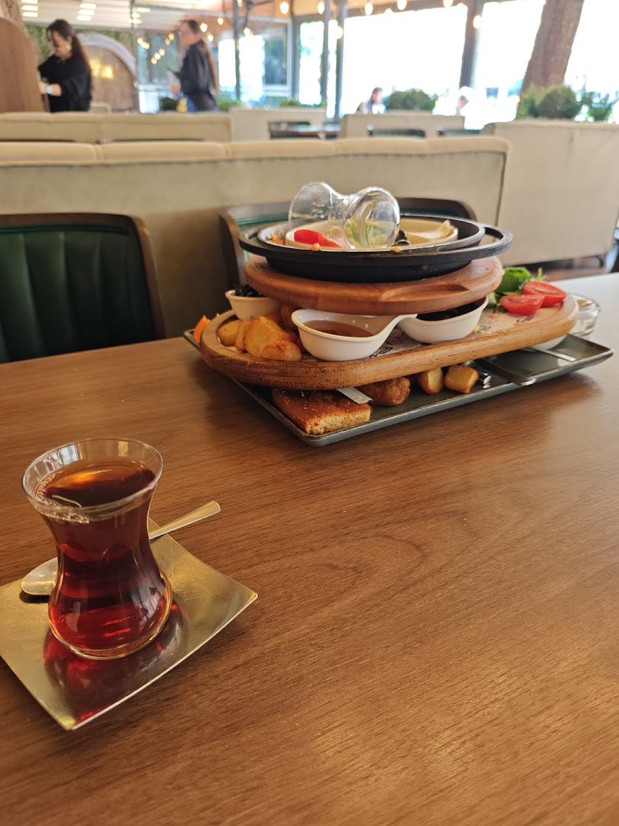 ALL FREED Cafe & Bistro — fotoğraf 2