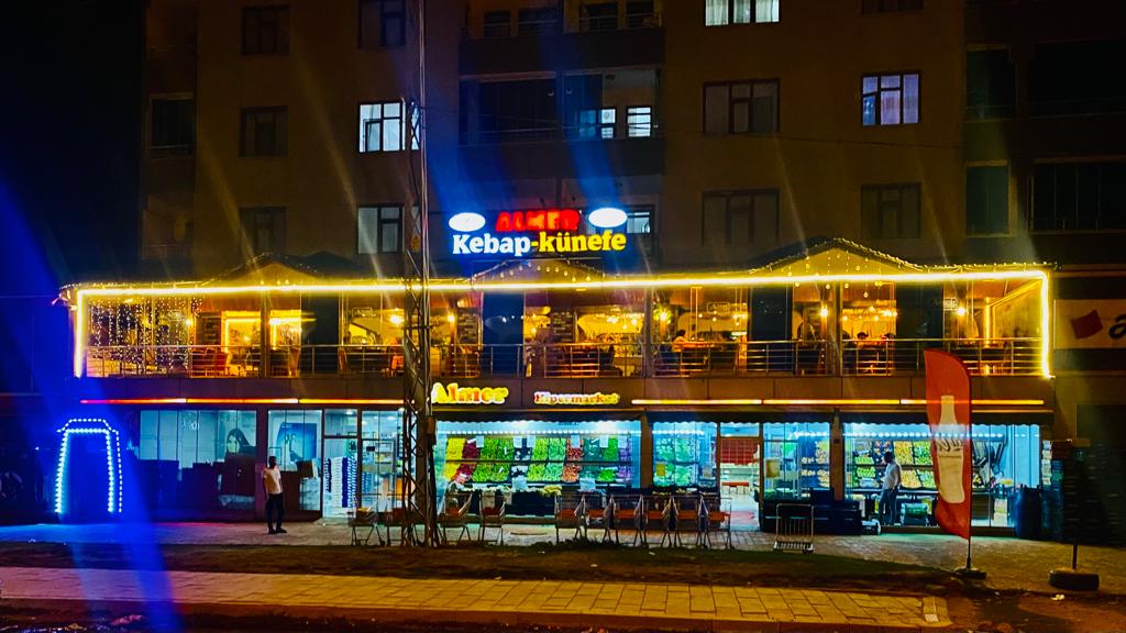 Almer Cafe Restoran — fotoğraf