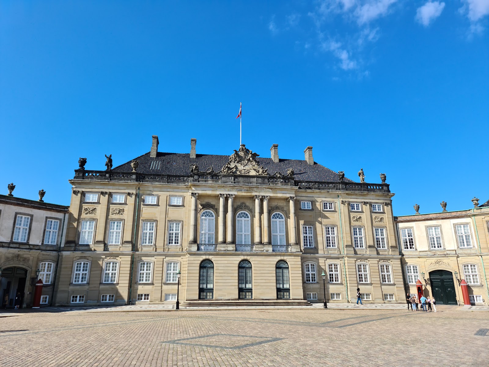 Amalienborg Sarayı — photo