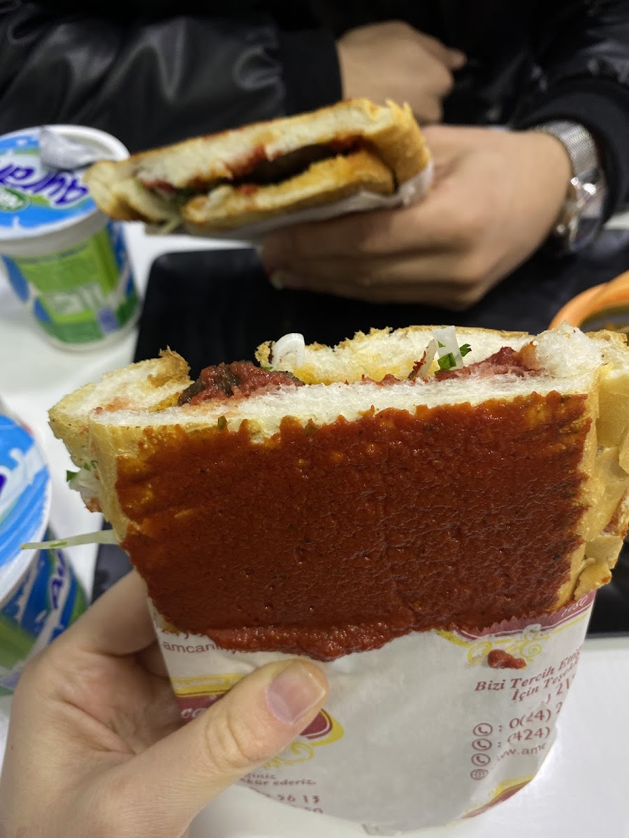 Amcanın Yeri Köfteci - Elazığ Köfteci — fotoğraf 2