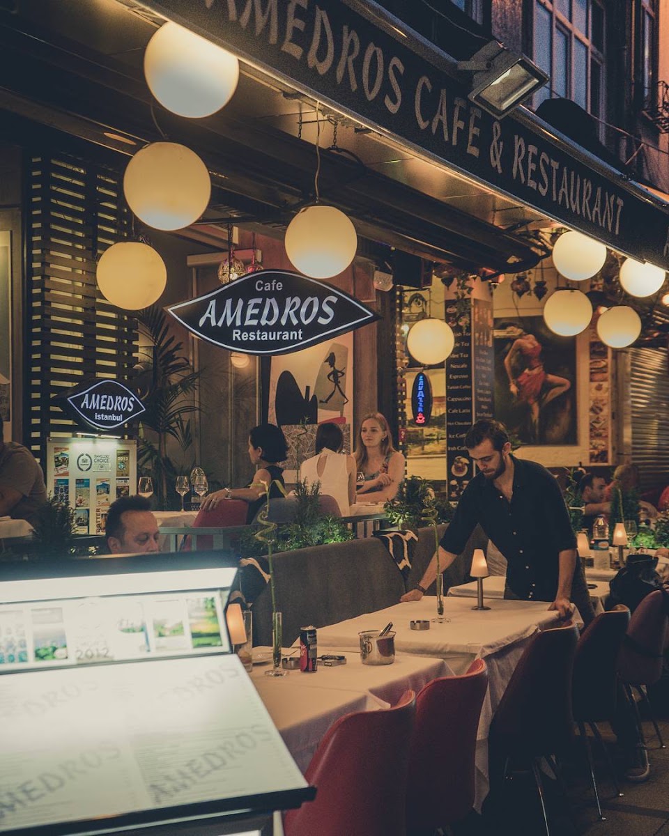 Amedros Cafe & Restaurant — photo 2