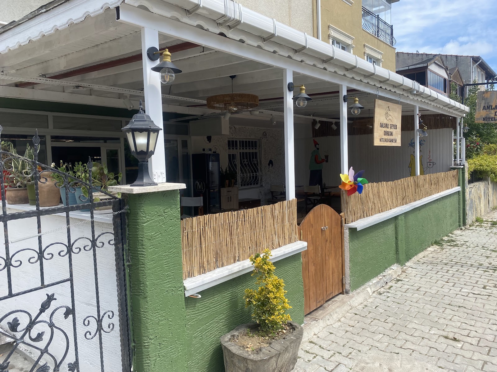 Anlamlı Şeyler Dükkanı (Nitelikli Kahve Evi) — fotoğraf 1