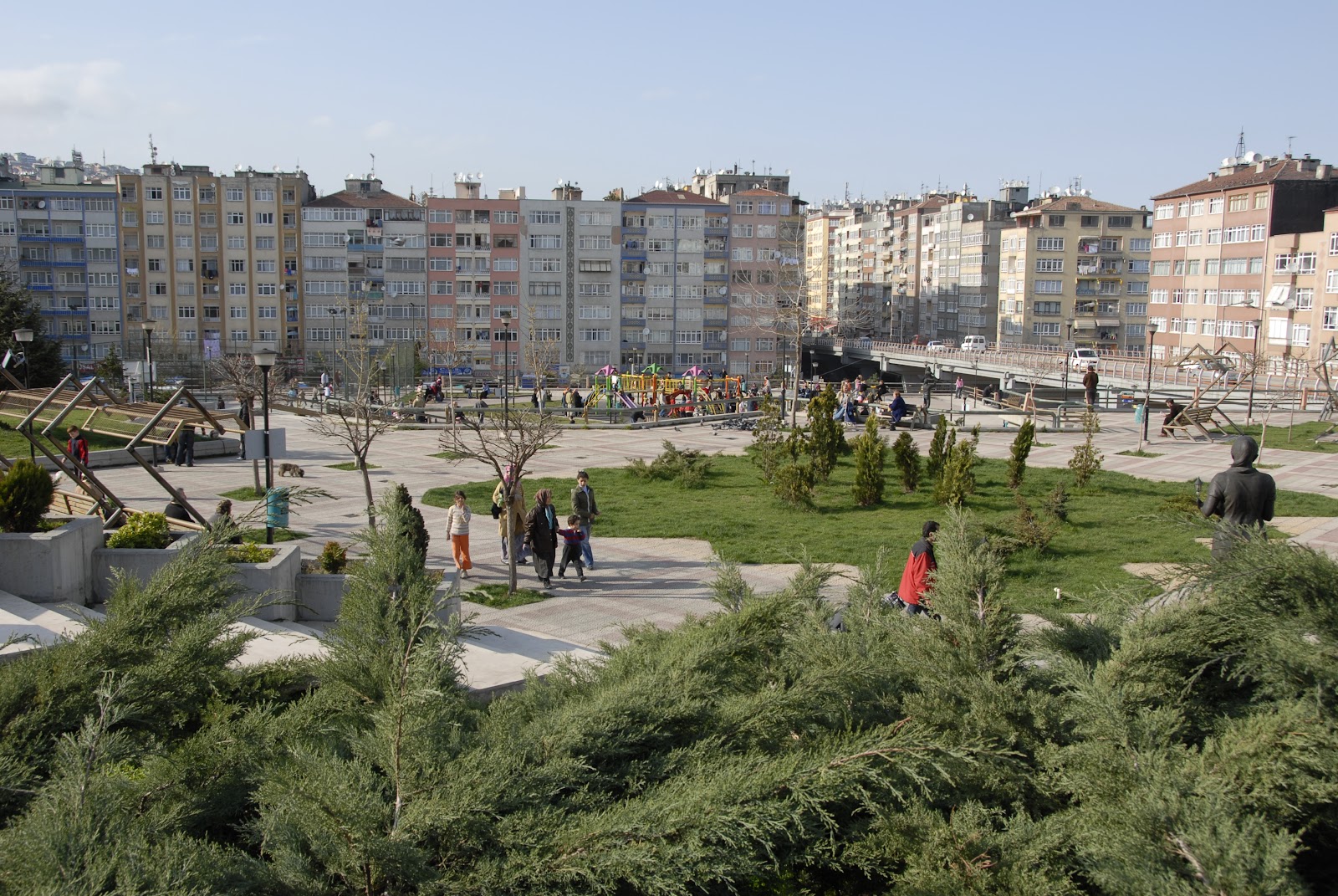 Anneler Parkı — fotoğraf 1