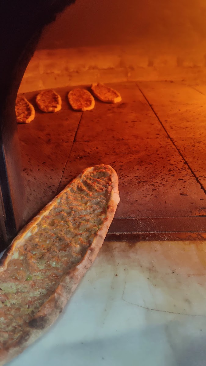 Antepli Acıktım Pide Kebap — fotoğraf 3
