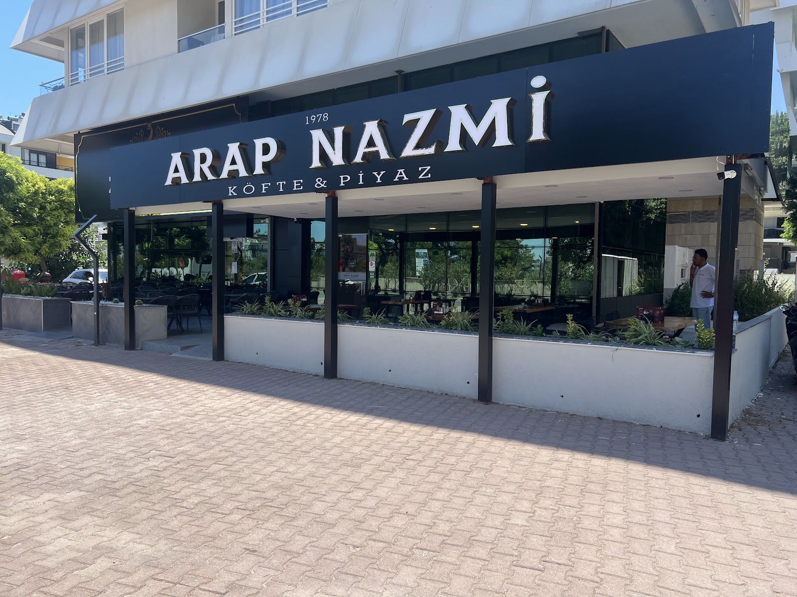 Arap Nazmi Köfte Piyaz — photo
