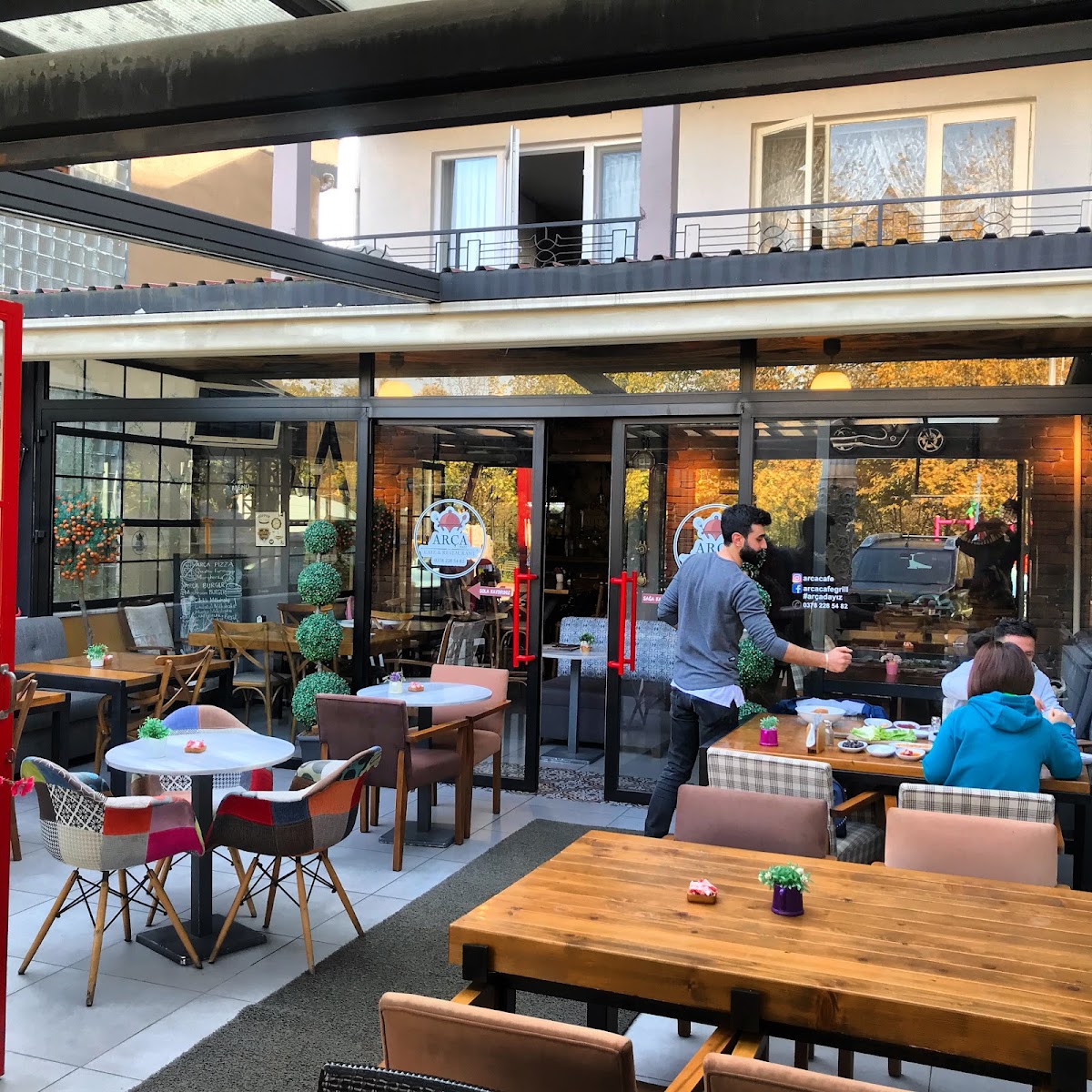 ARÇA CAFE & GRiLL — fotoğraf 1
