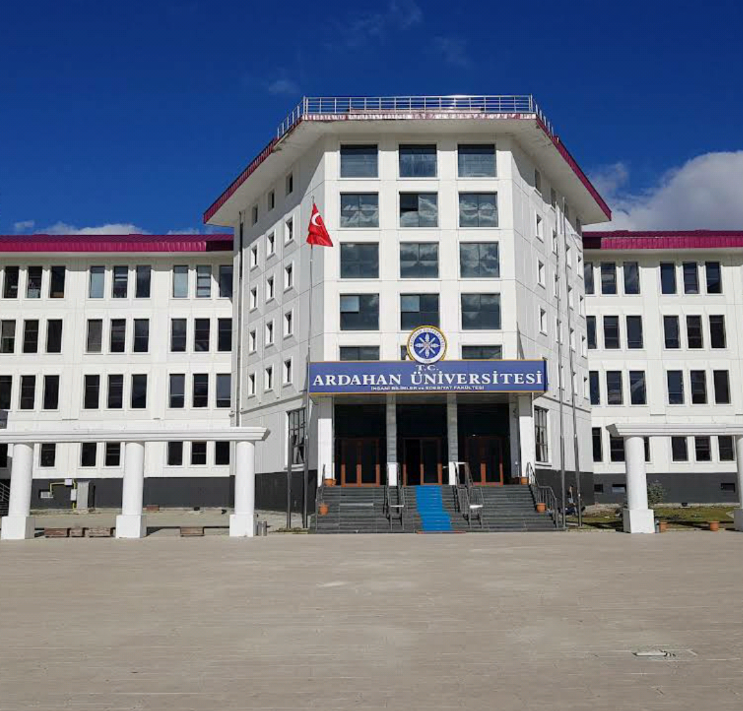 Ardahan Üniversitesi — fotoğraf