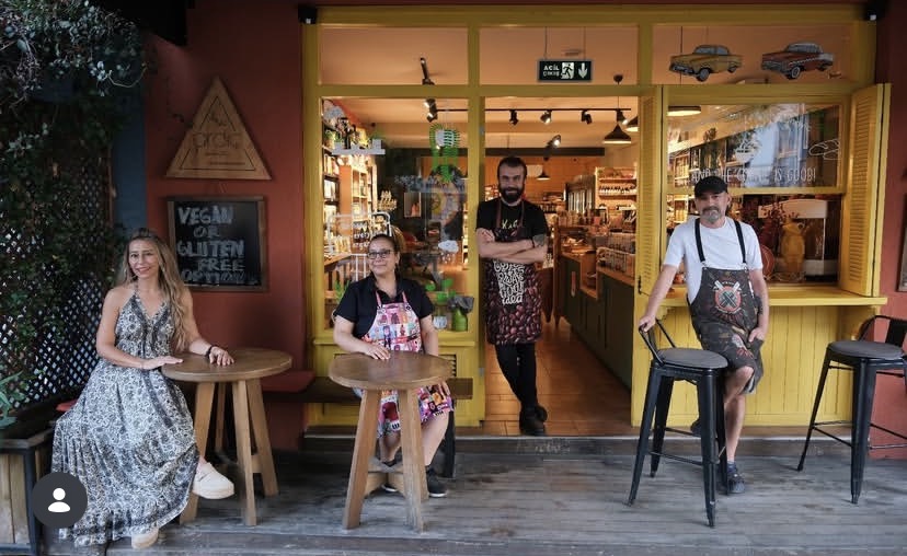 Ardıç Şarküteri / Cafe — photo 2