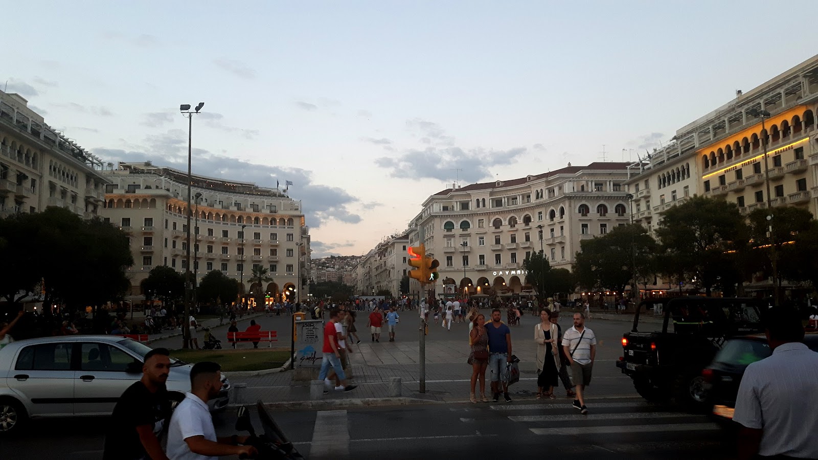 Aristotelous Sq — photo