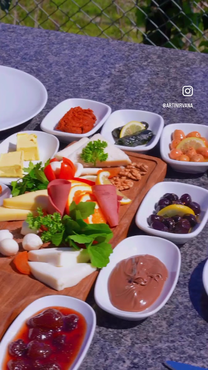 Artı Nirvana Cafe Restaurant — fotoğraf 3