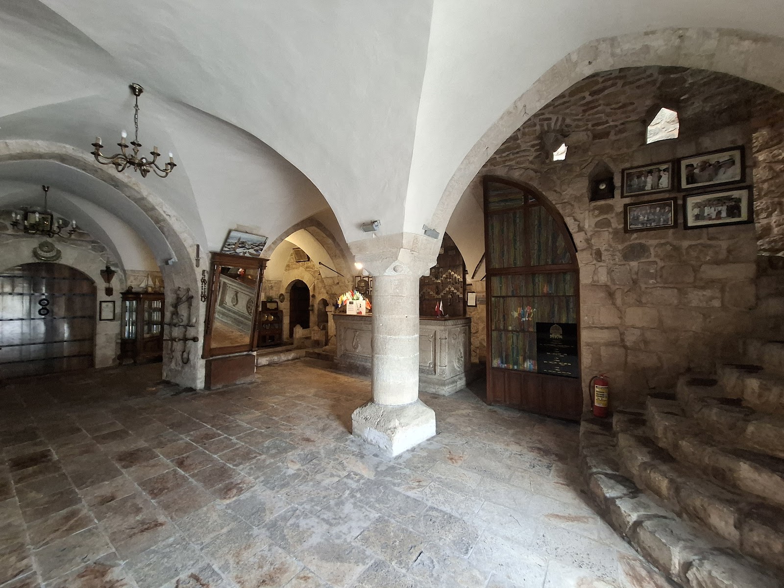Artuklu Kervansarayı — fotoğraf 2
