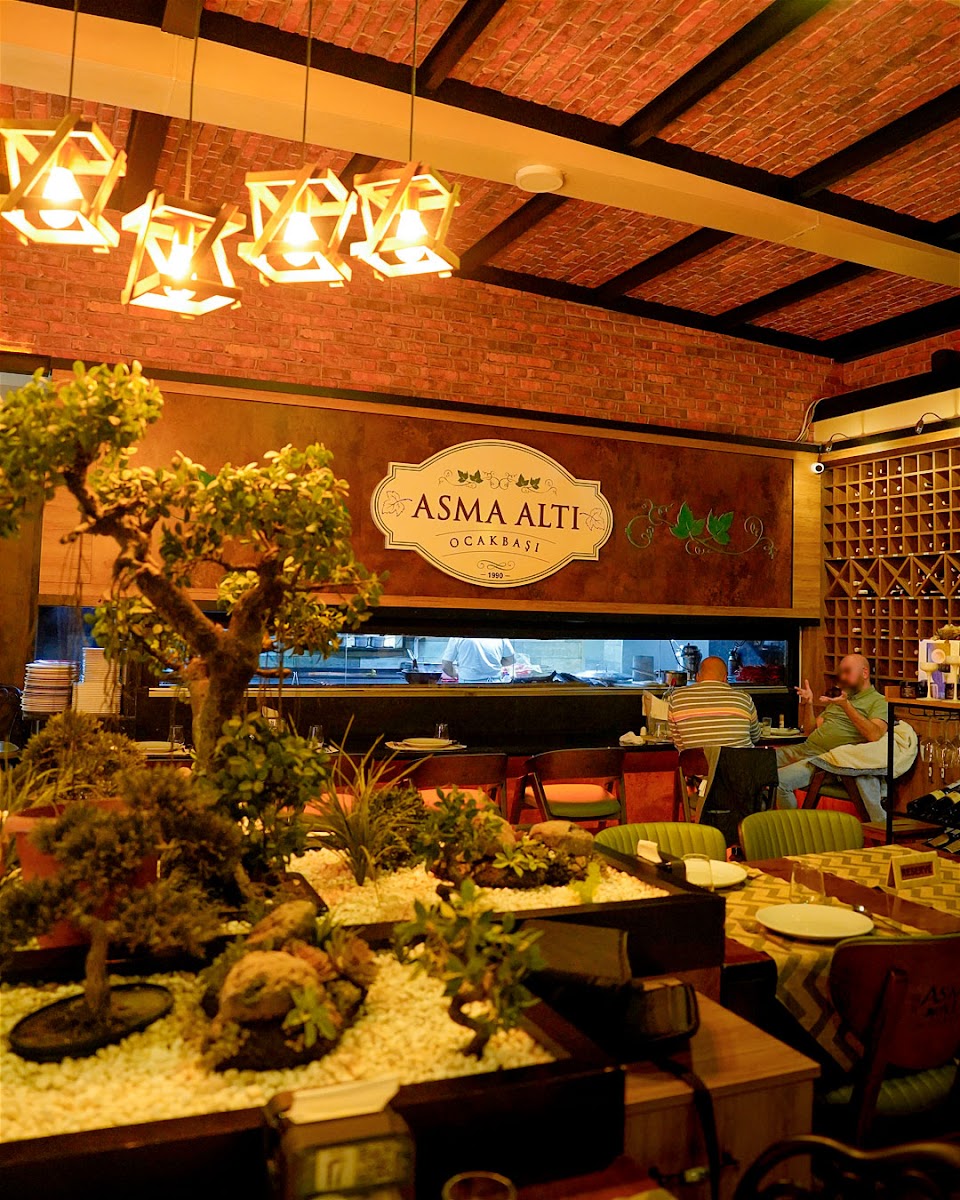 Asma Altı Ocakbaşı Restaurant — fotoğraf 4